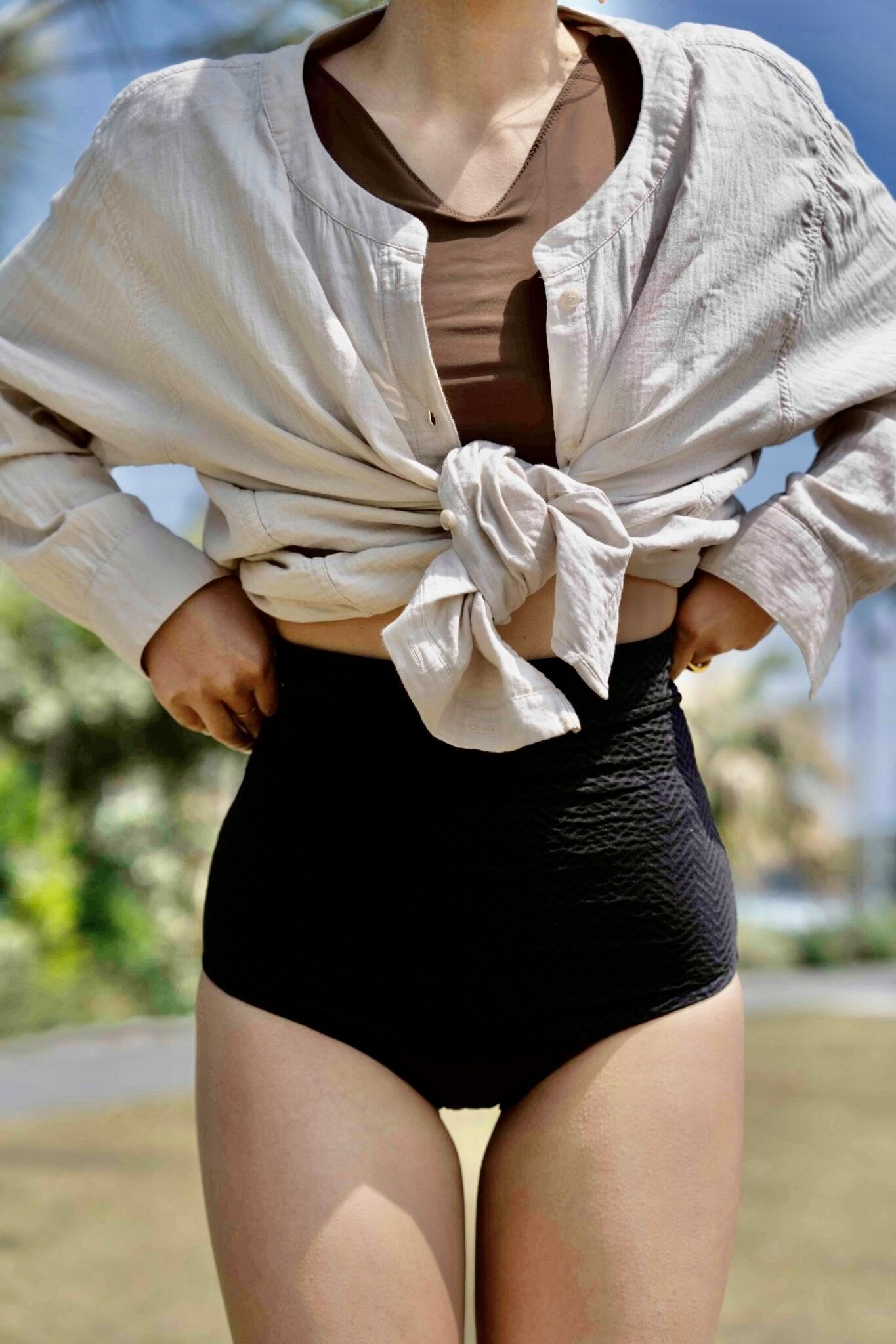 Alam / Jet black bottom