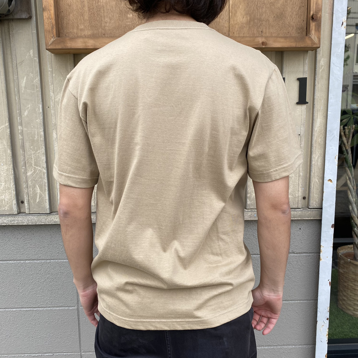 STANDARD STORE × ANDY DAVIS ORIGINAL T-SHIRT（LOGO）SAND KHAKI