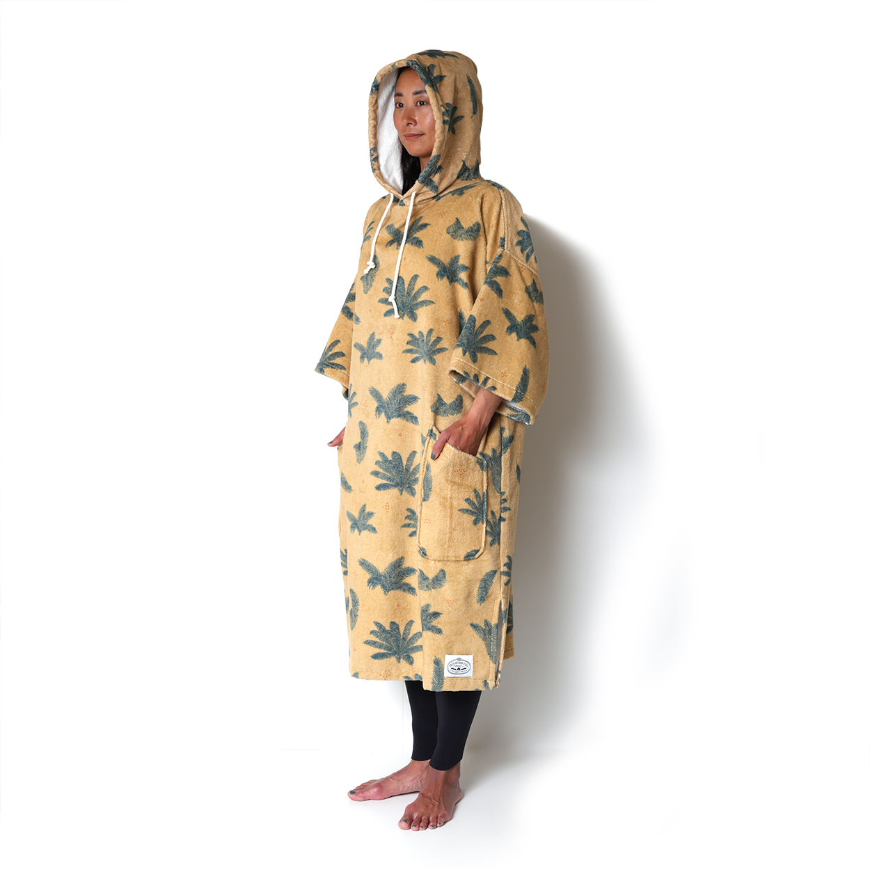 POLER CHANGING PONCHO / BLUE / BEIGE