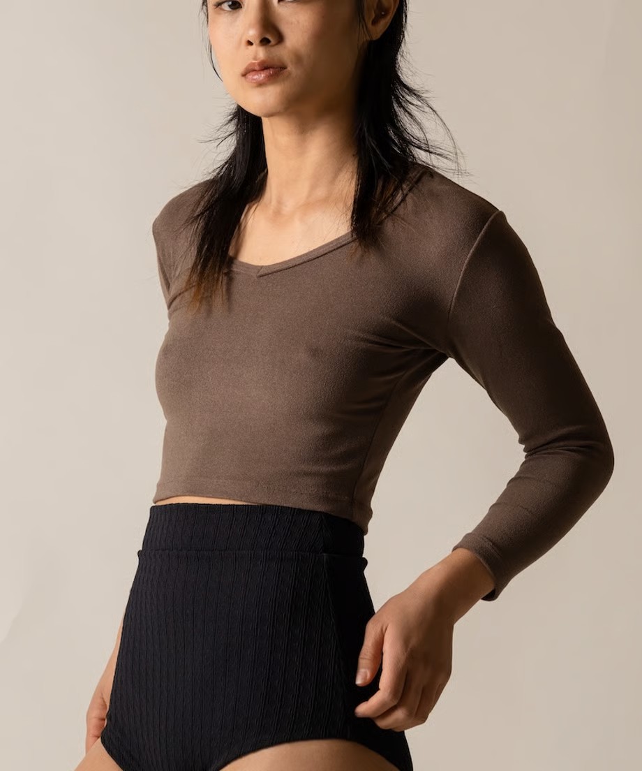 Alam / Sepia rash guard