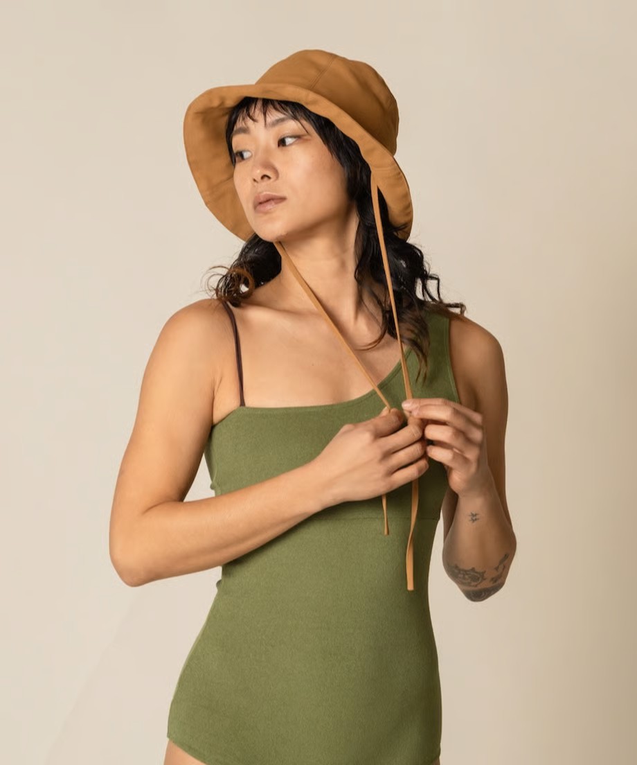 Alam / beige hat