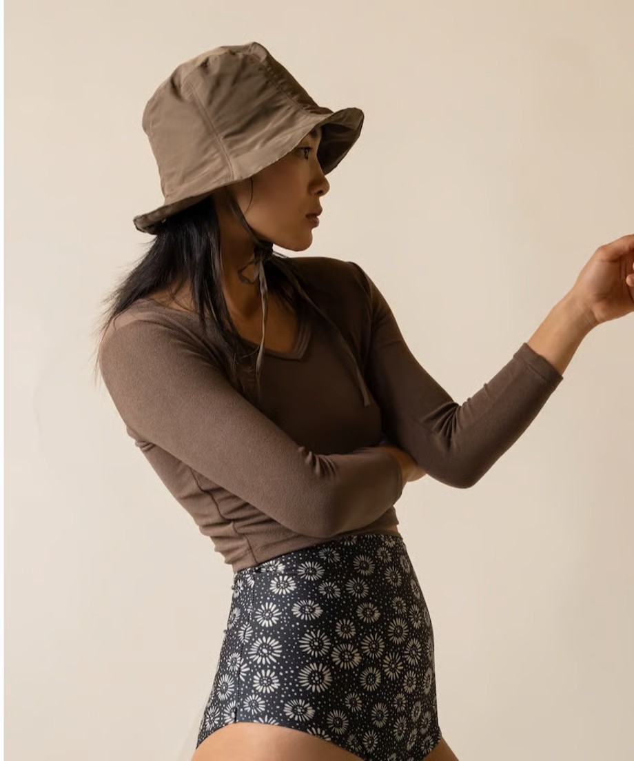 Alam / olive hat