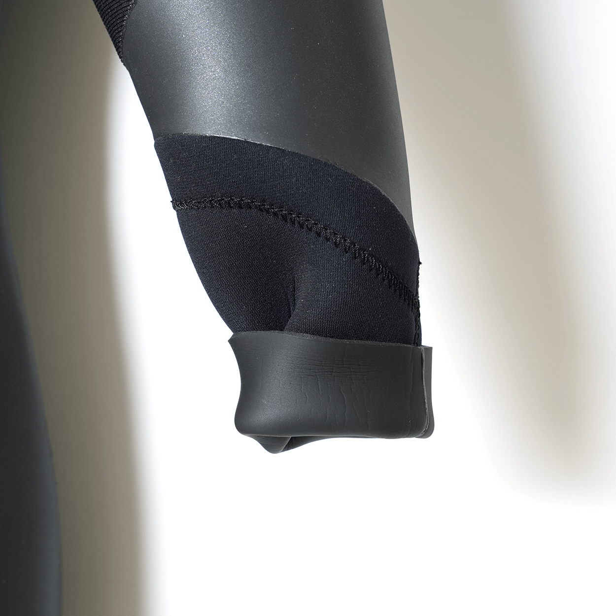 【1点限り / 2mm / カスタム仕様/175NB】CRAFTSMAN WETSUITS 2mm  SEMI DRY CHEST ZIP FLAT SKIN HOOD付