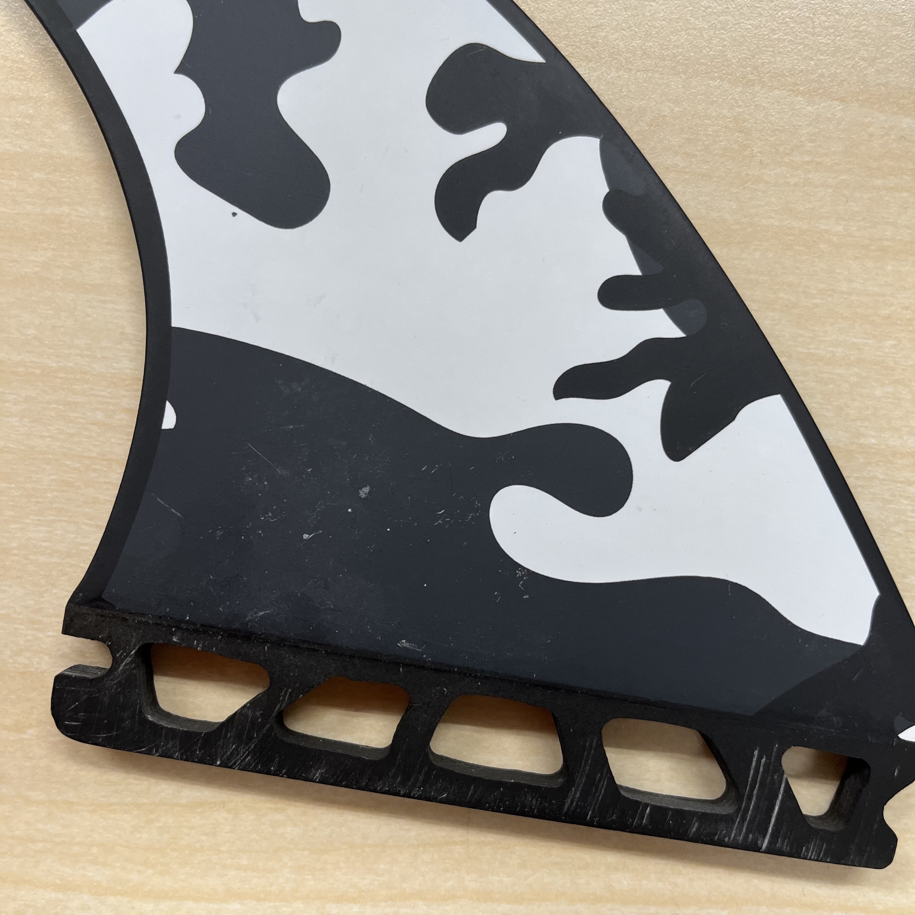 FUTURES FINS 中古フィン TRI FIN JORDY SMITH L ARGE
