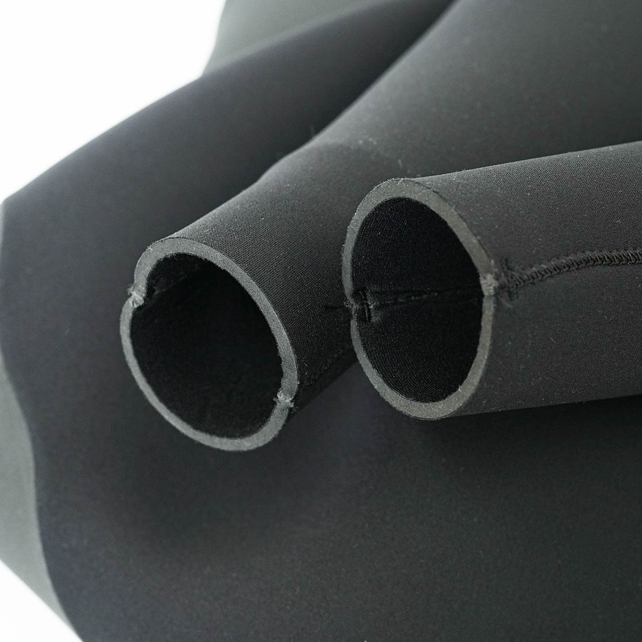 セミオーダー（受注生産） CRAFTSMAN WETSUITS ウェットスーツ セミドライ 5mm / 3mm チェストジップ（フロントジップ） フラットスキン ラバー WARM LIGHT 裏起毛 ユニセックス 日本製 サーフィン 秋冬用