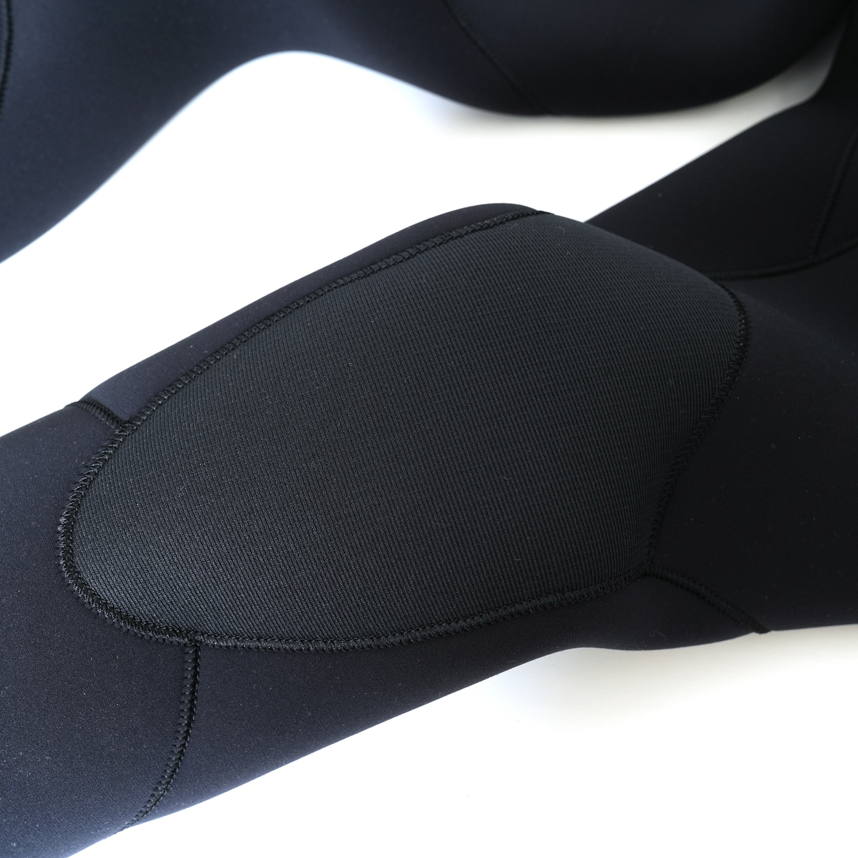 セミオーダー(受注生産)CRAFTSMAN WETSUITS ウェットスーツ セミドライ ハイエンドモデル 5mm / 3mm フード付 アークジップ（フロントジップ） メッシュスキン ラバー AIR FRAME LEGACY × WARM LIGHT 裏起毛 ユニセックス 日本製 サーフィン 秋冬用