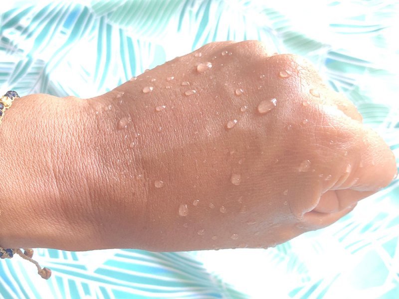 海用日焼け止め サンベリーオーガニックス サンスクリーン SUNBERRY ORGANICS Vitamin Sea Sunscreen ナチュラル　３０ｇ　美容クリーム 顔用 オーストラリア製