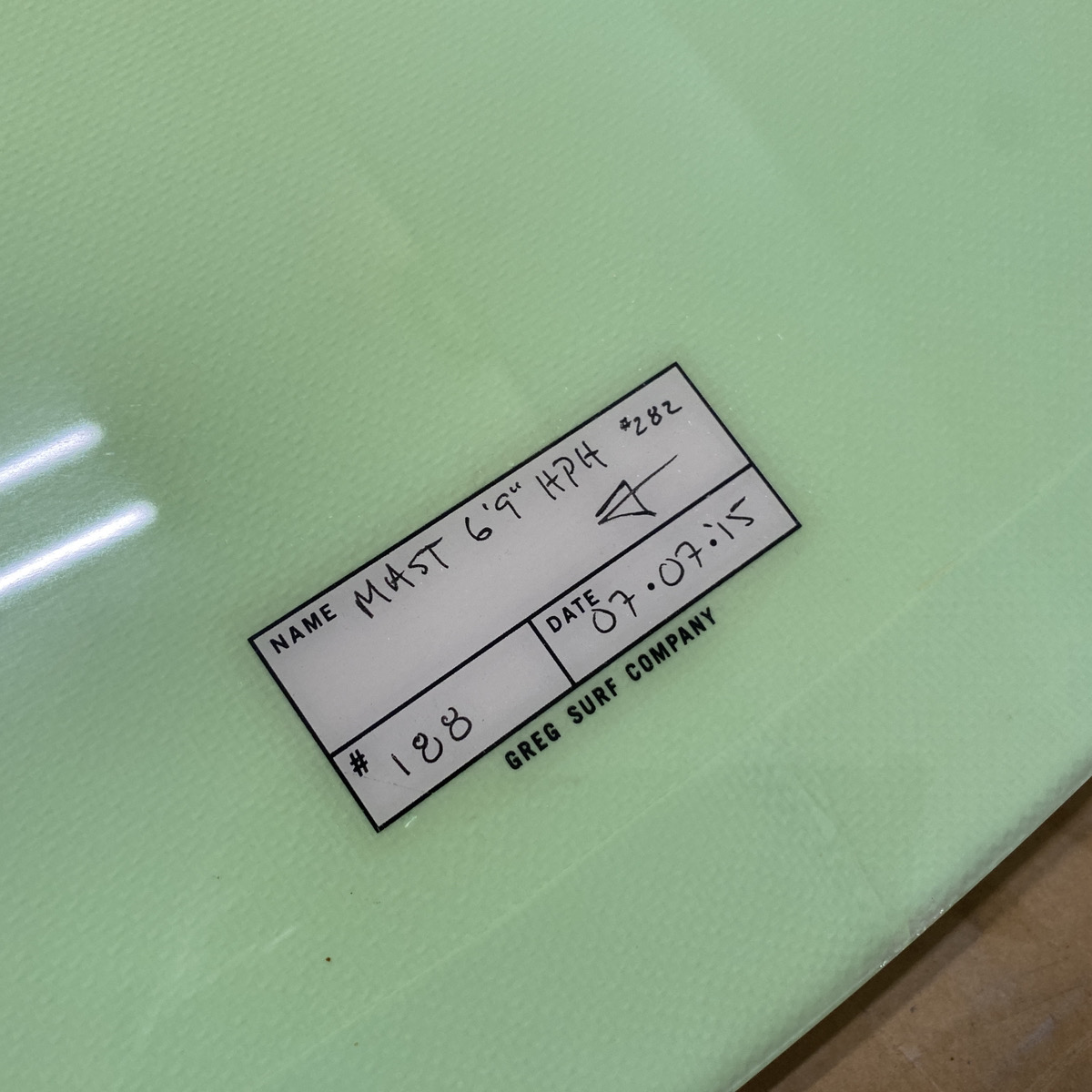 MAST SURFBOARDS / 6`9 HPH (HYDRODYNAMIC PLANING HULL)