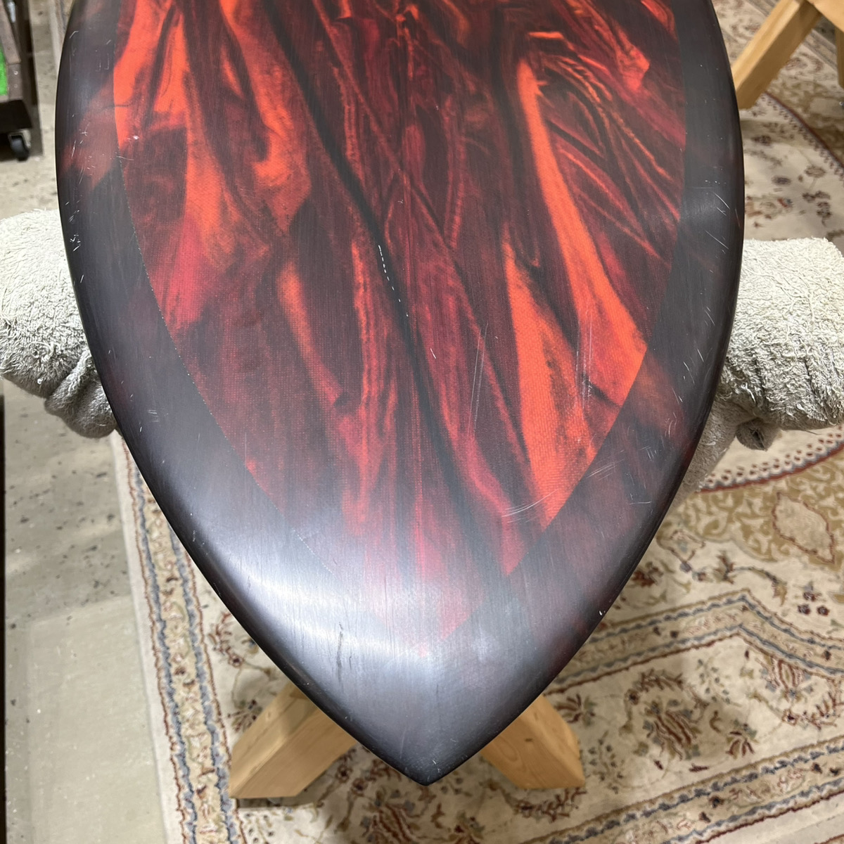 MEDIUM THE BRAND / 5`6 HALF BEAK Shaped by TAPPY