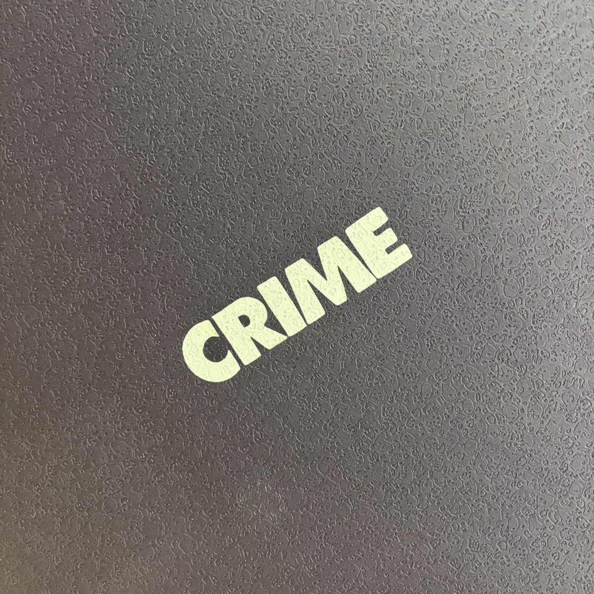 CRIME / 9‘5 PERPETRATOR	VIOLET